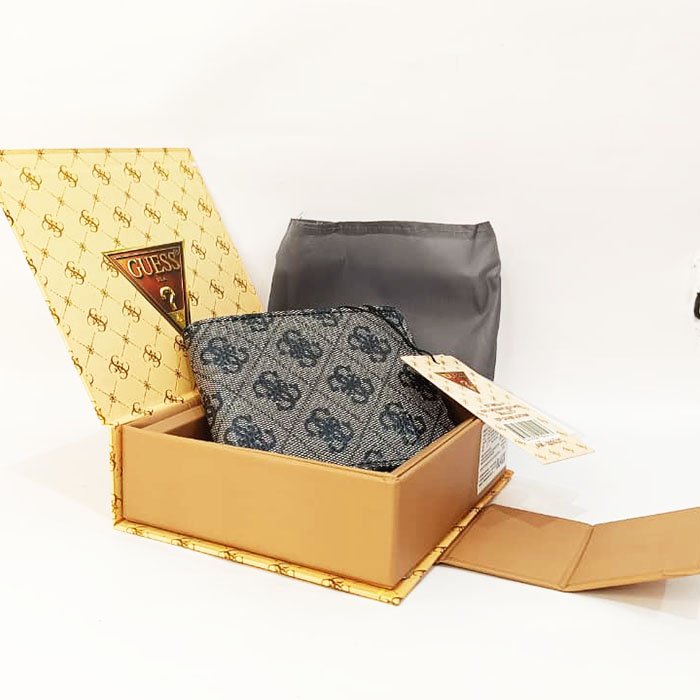 GUESS Printed Pattern Bifold Wallet with Gift Box